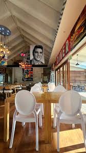 RnRDiner1